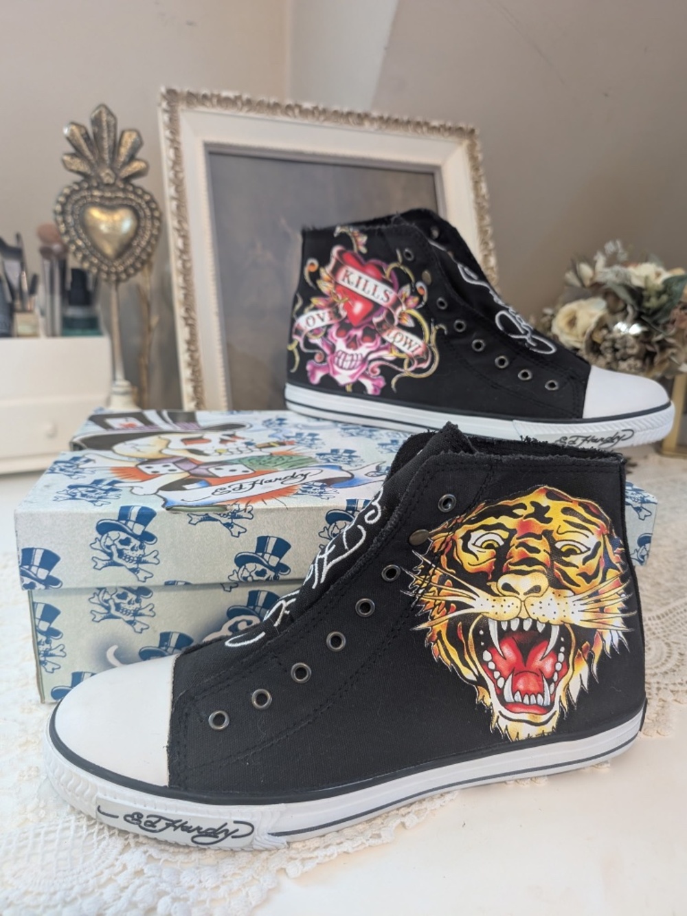 New Ed Hardy Heart Skull Tiger Hi Top Sneakers Embroidered Men's 10 Women’s 11